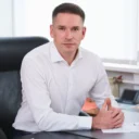 Илья Сухих