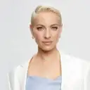 Спокойно, это Дана Север